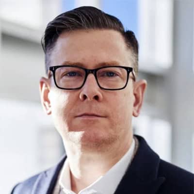 Shantanu Narayen, Adobe